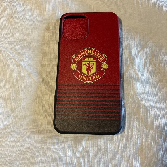 Manchester United Phone Case for IPhone 12 - Picture 1 of 2